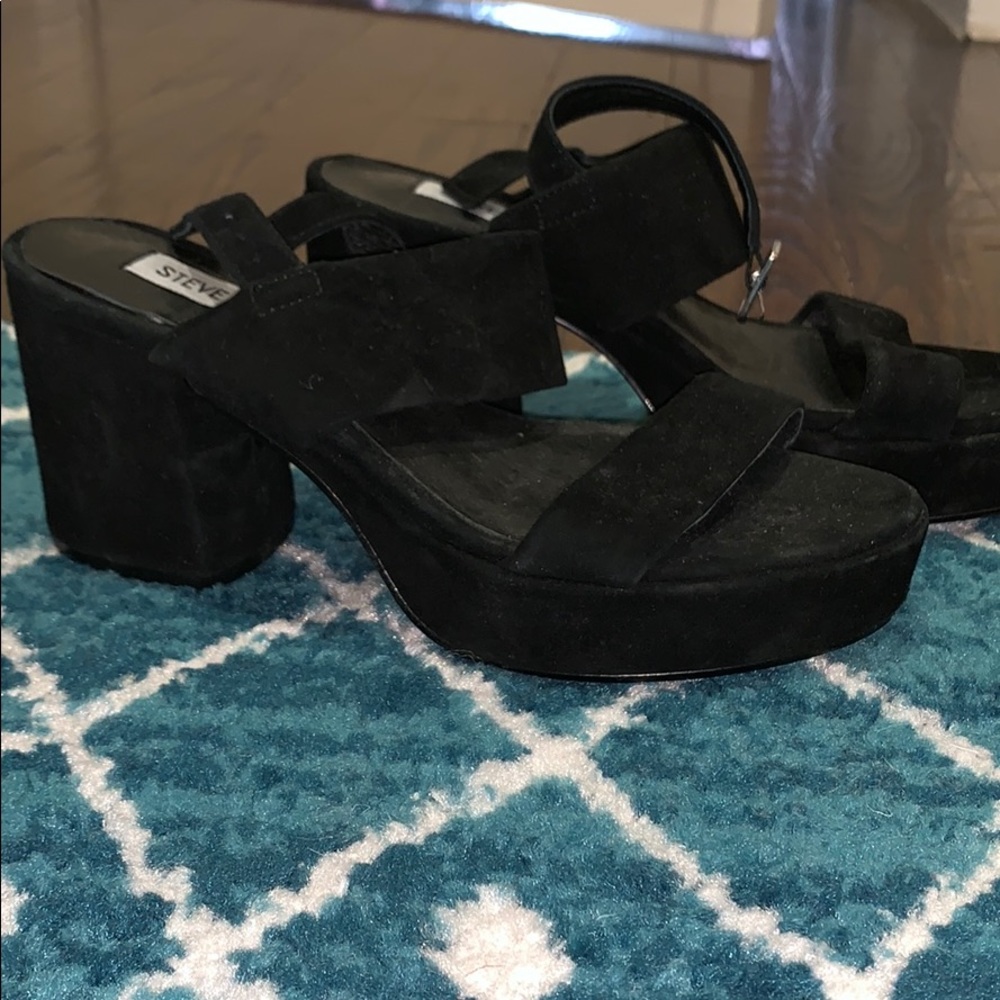 Steve Madden black suede sandals
